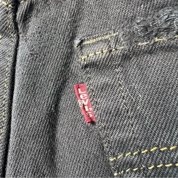 Levi’s Vintage High Rise Black Denim Cut-Off Shorts Distressed Waist 15 S/M Y2K - Picture 5 of 7